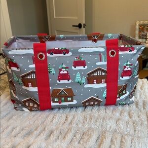 Medium Utility Tote - Snowy Ski Lodge